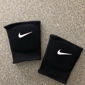 Nike Knee Pads